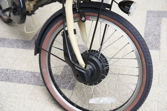 前輪モーターカバー(樹脂)ブラック 【補修用】